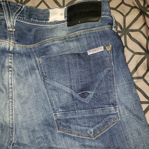 Jean - Picture 3 of 4